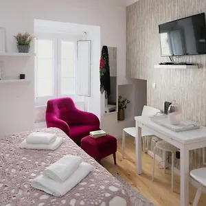 https://central-studio-by-timelystay.hotels-lisbon-portugal.com