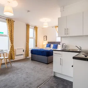 https://west-street-studios.cambridgehotelsuk.com